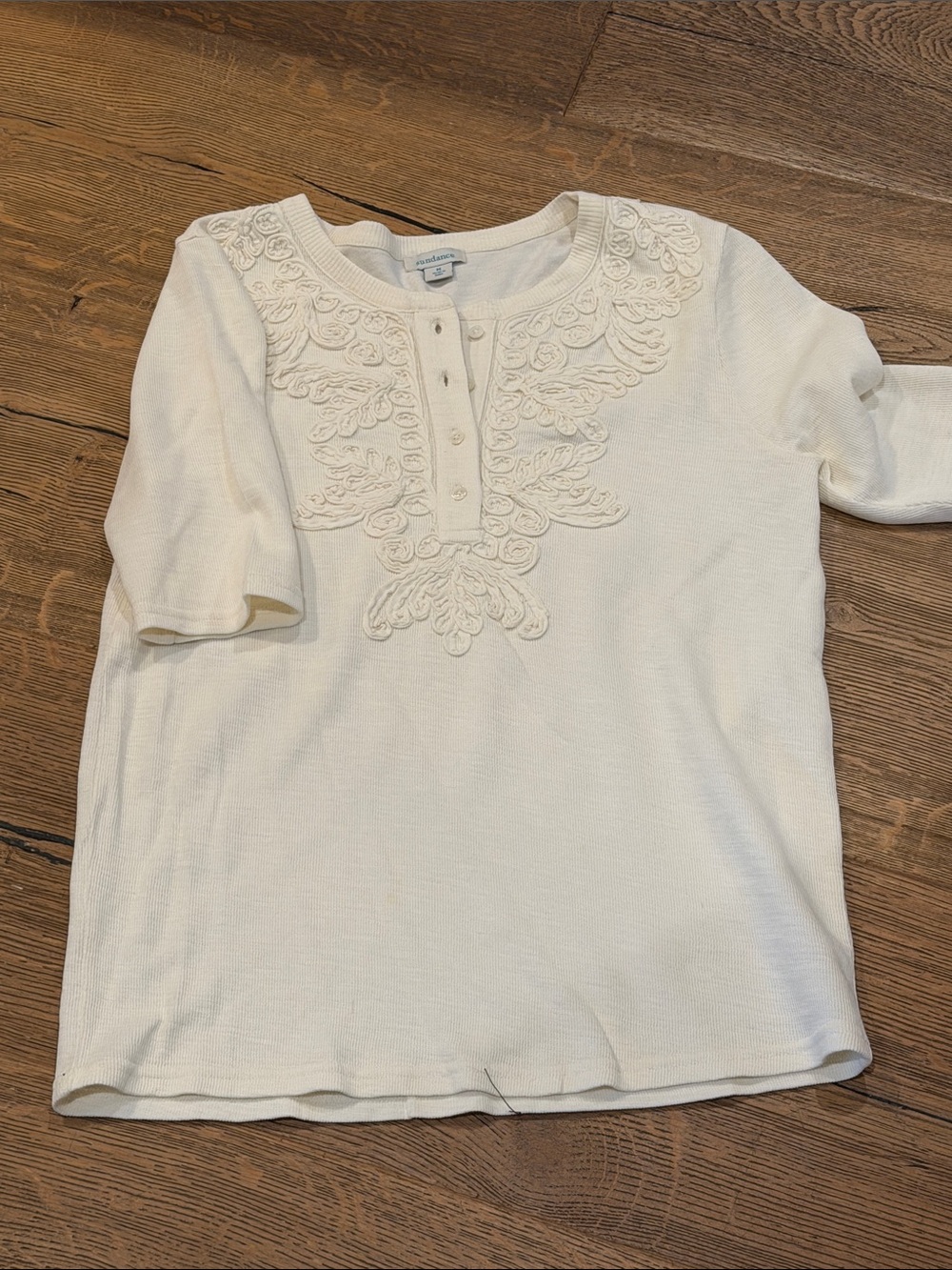 Sundance Cream Short Sleeve Embroidered Henley Tee medium